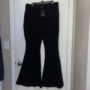Fashion Nova Black Flared jeans size 18